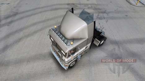 Скин First class metallic на Freightliner FLB для American Truck Simulator